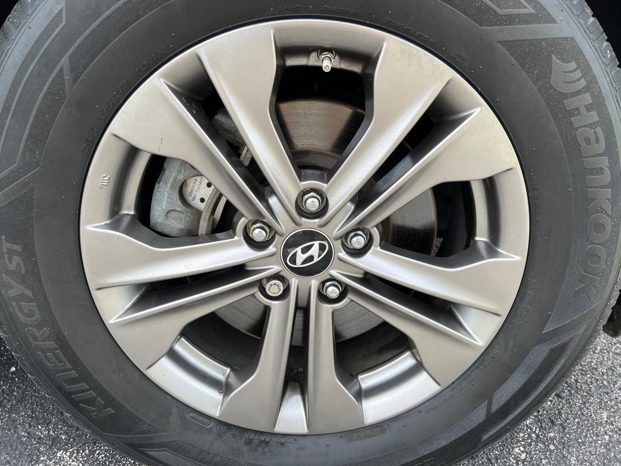 Hyundai Santa Fe FWD 4dr Sport 2013