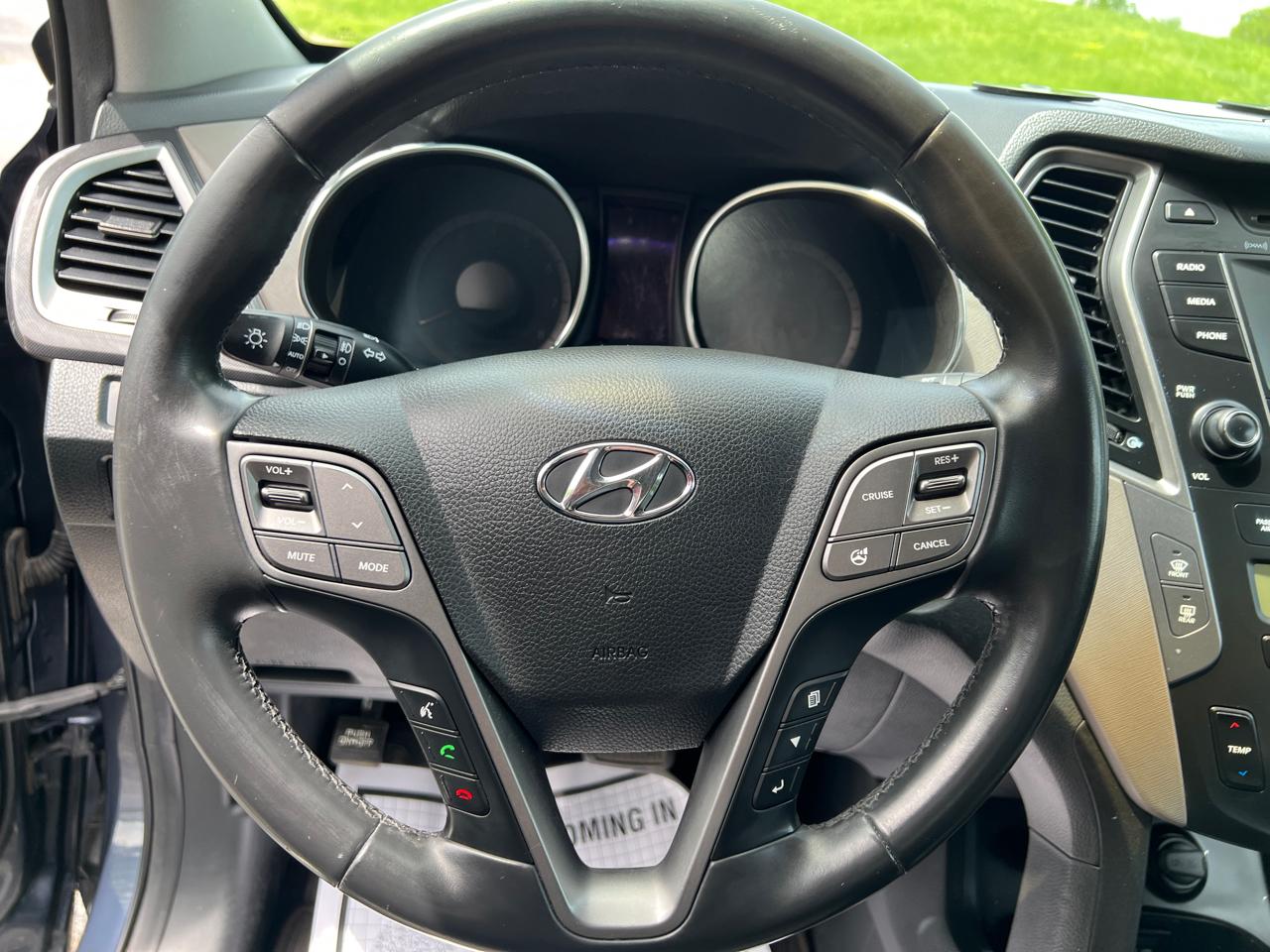 Hyundai Santa Fe FWD 4dr Sport 2013