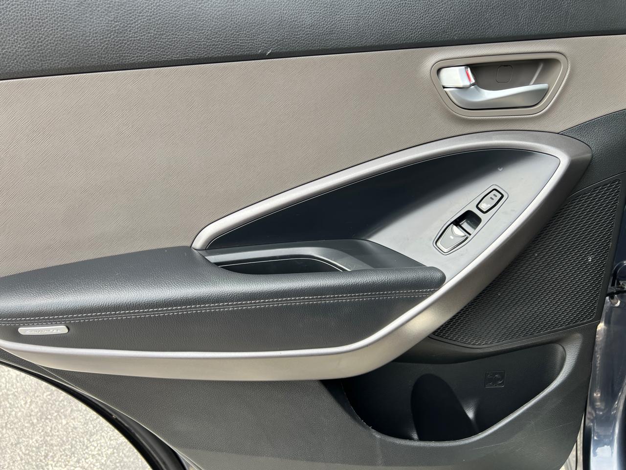 Hyundai Santa Fe FWD 4dr Sport 2013