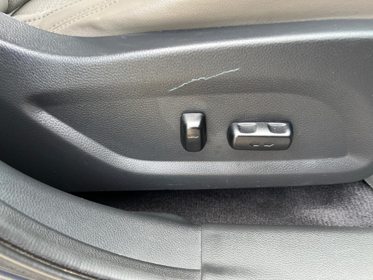Hyundai Santa Fe FWD 4dr Sport 2013