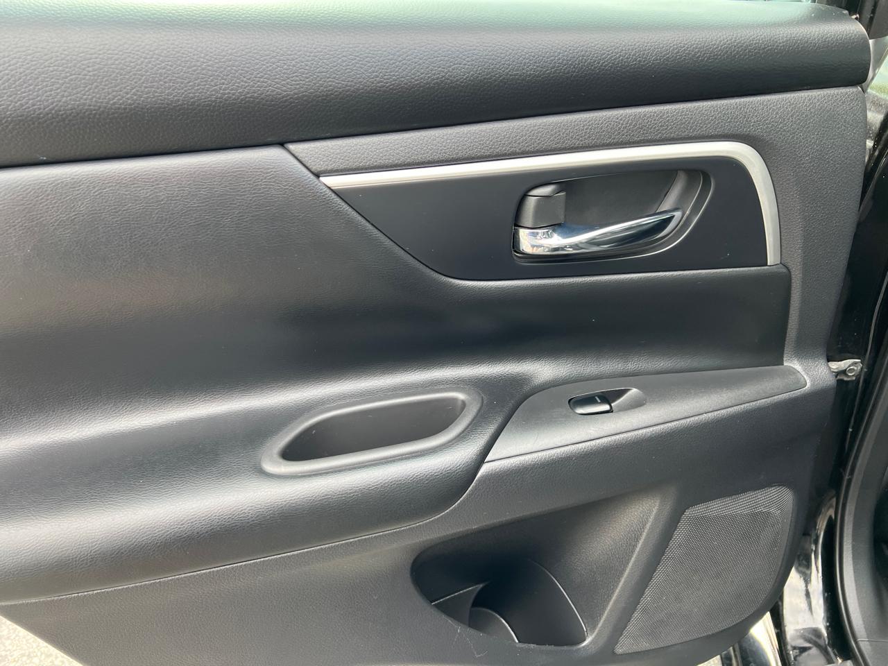 Nissan Altima 2.5 SL Sedan 2017