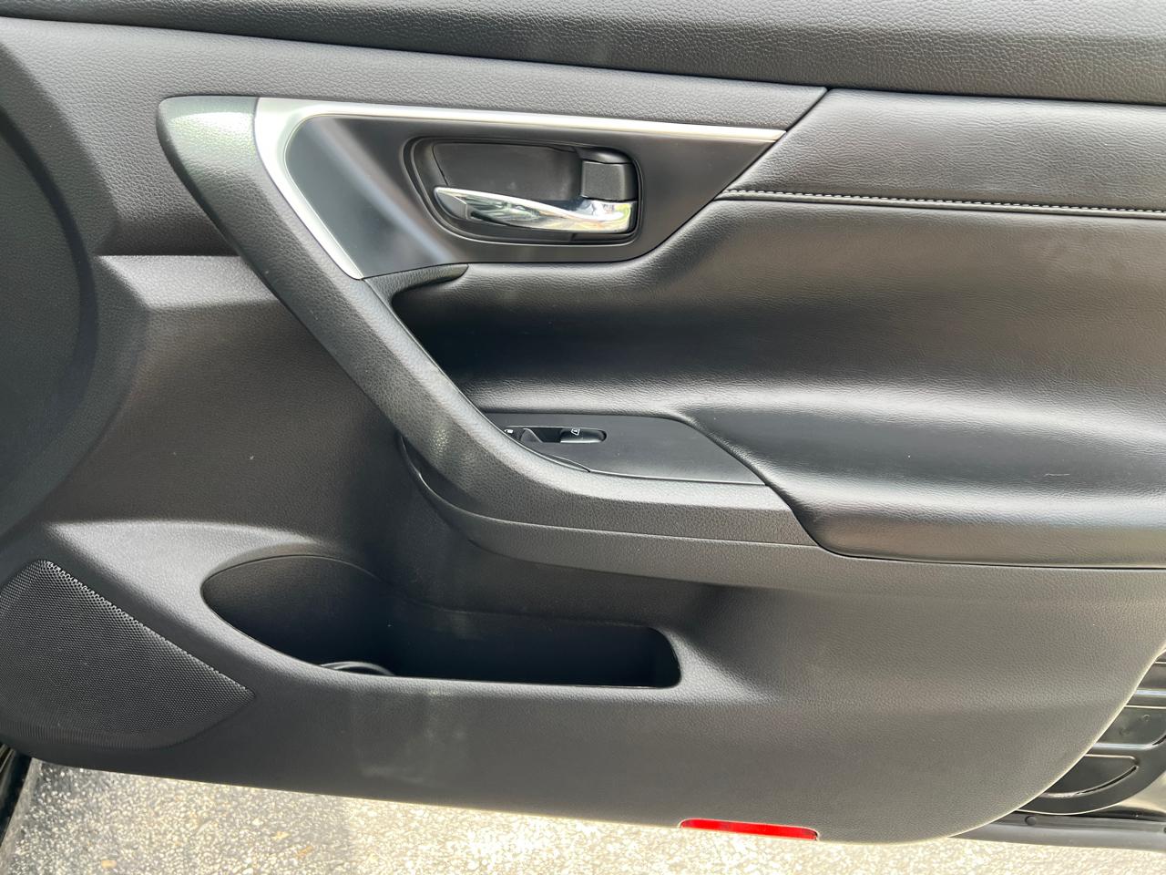 Nissan Altima 2.5 SL Sedan 2017