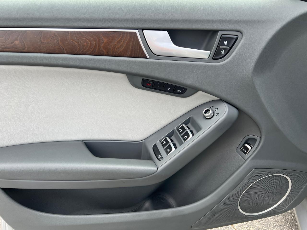 Audi A4 4dr Sdn Auto quattro 2.0T Premium Plus 2013