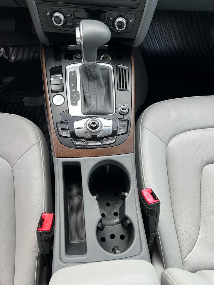 Audi A4 4dr Sdn Auto quattro 2.0T Premium Plus 2013