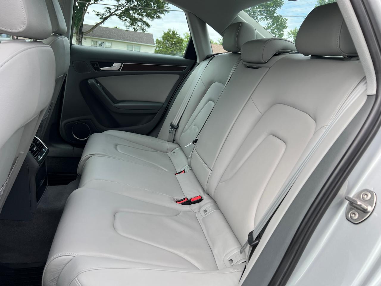 Audi A4 4dr Sdn Auto quattro 2.0T Premium Plus 2013