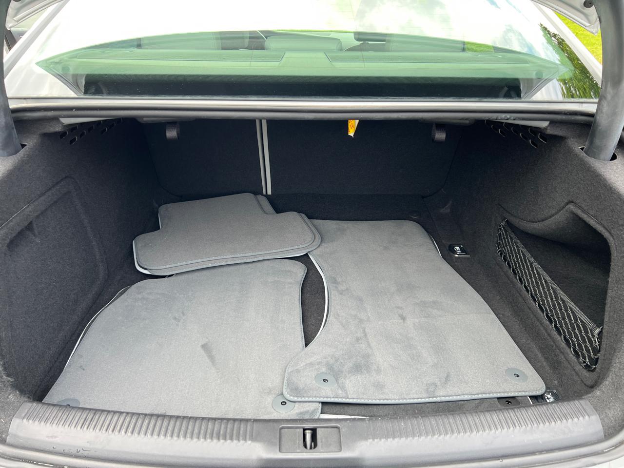 Audi A4 4dr Sdn Auto quattro 2.0T Premium Plus 2013