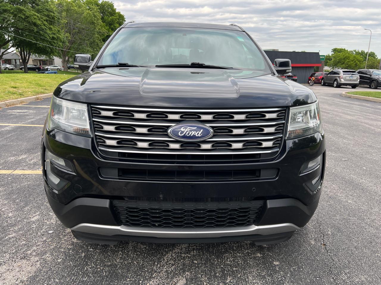 Ford Explorer 4WD 4dr XLT 2016