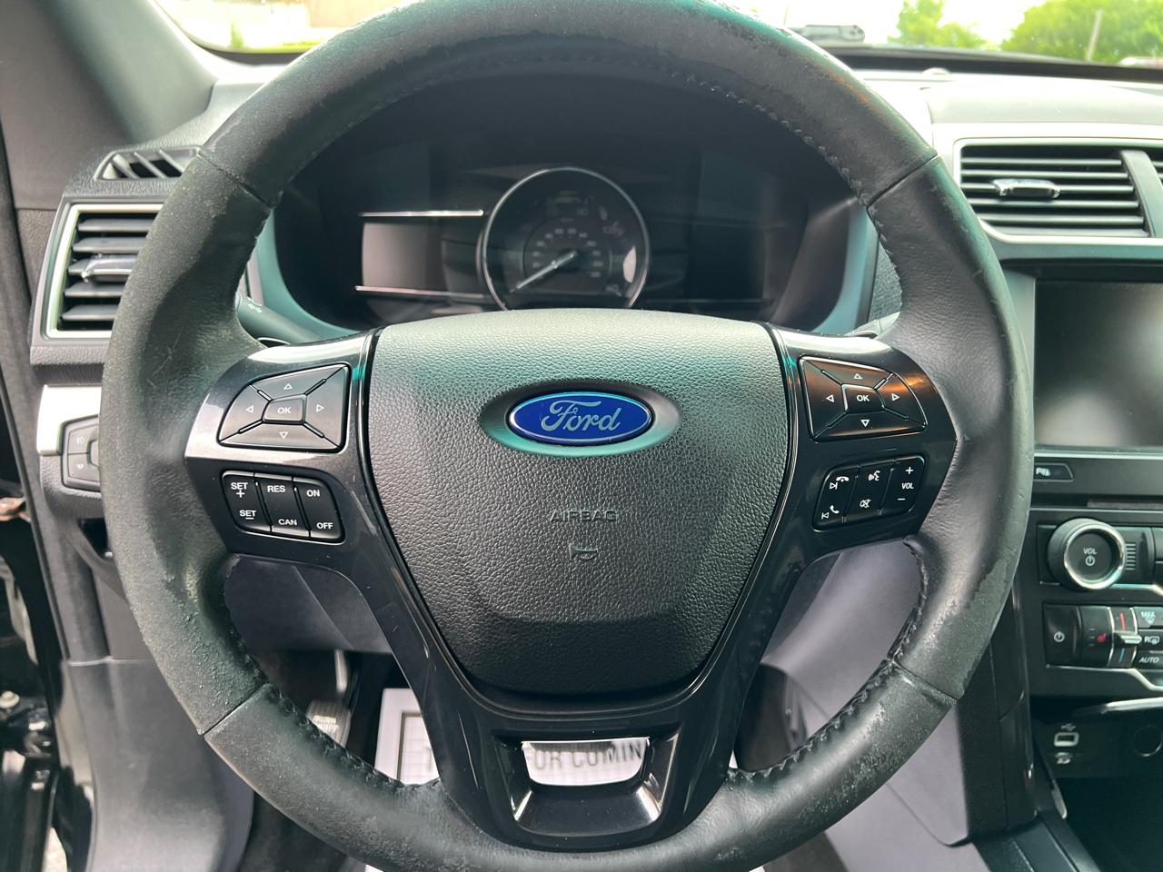 Ford Explorer 4WD 4dr XLT 2016