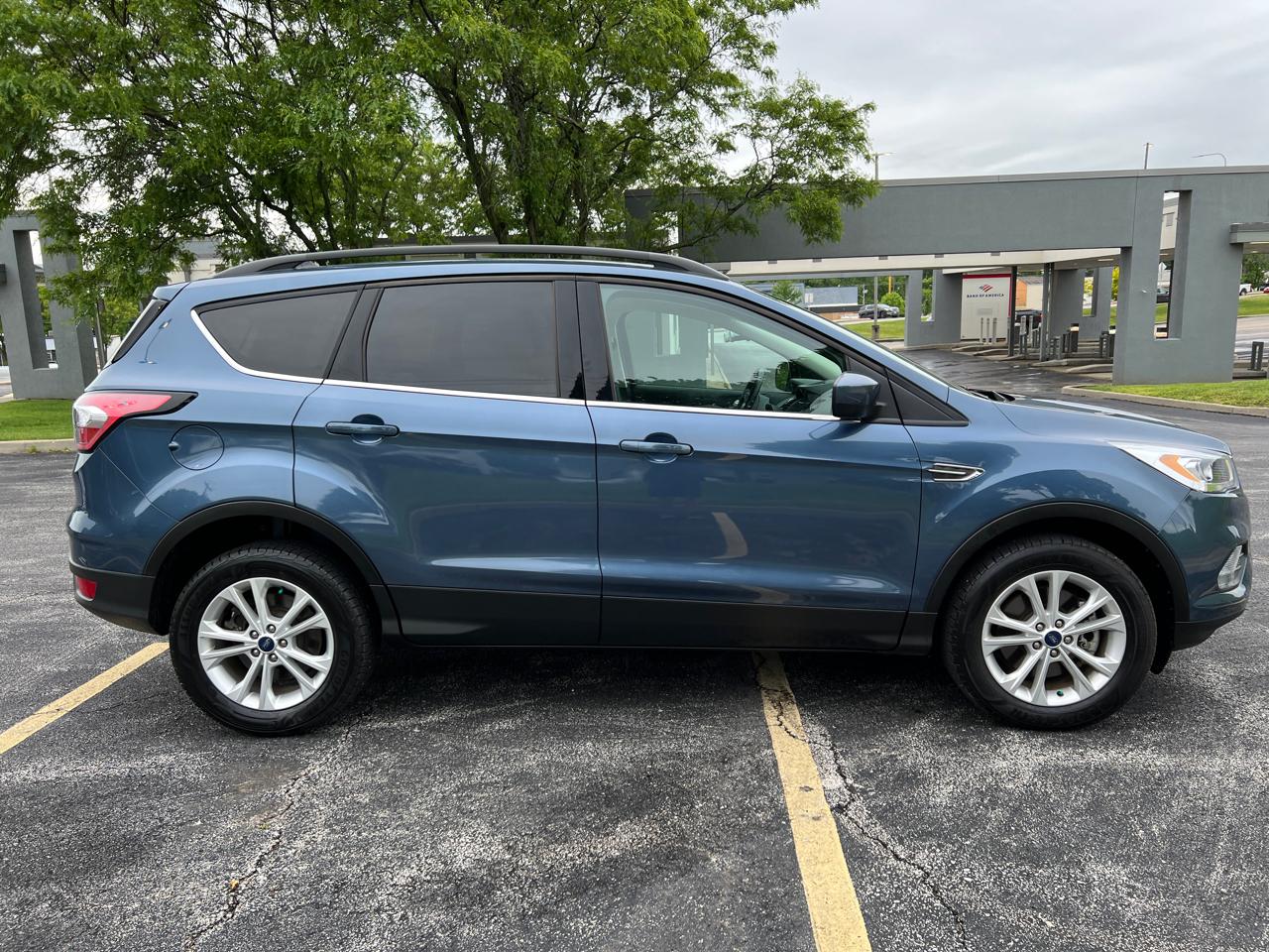 Ford Escape SEL 4WD 2018