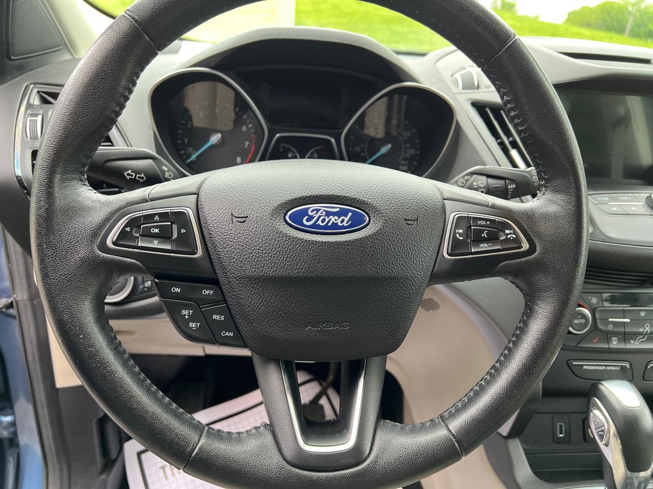 Ford Escape SEL 4WD 2018