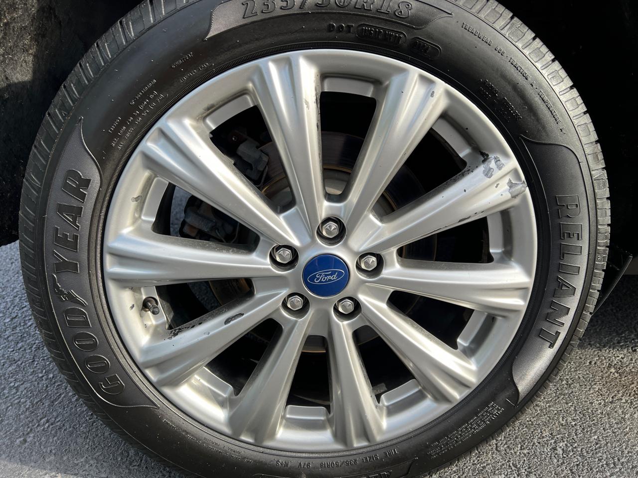 Ford Escape Titanium FWD 2018