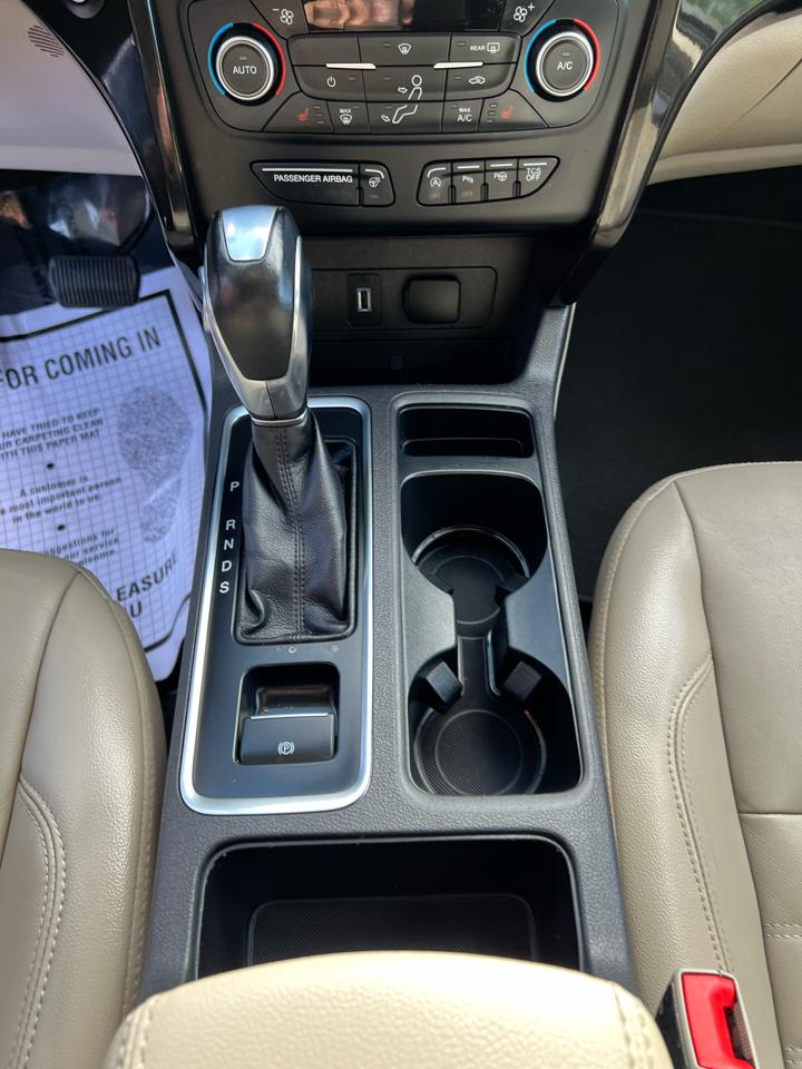 Ford Escape Titanium FWD 2018