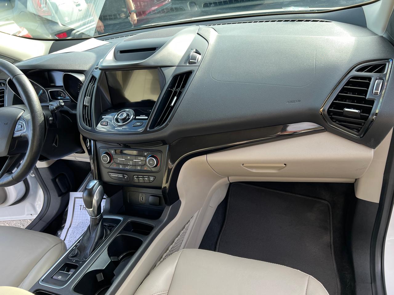 Ford Escape Titanium FWD 2018