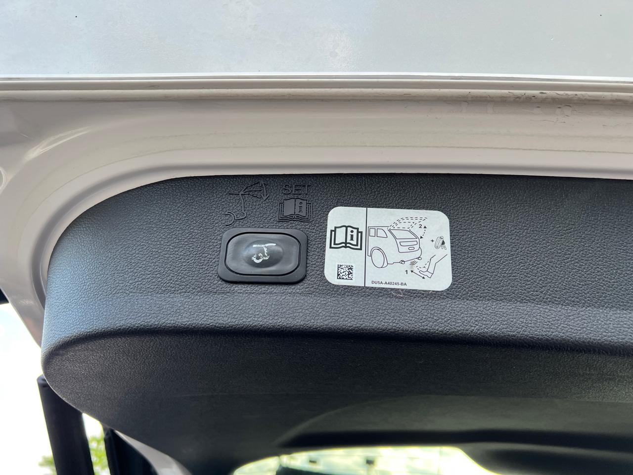 Ford Escape Titanium FWD 2018
