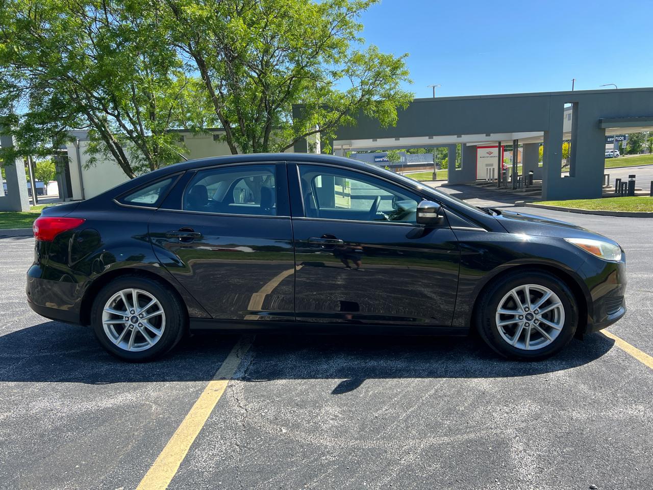 Ford Focus 4dr Sdn SE 2015