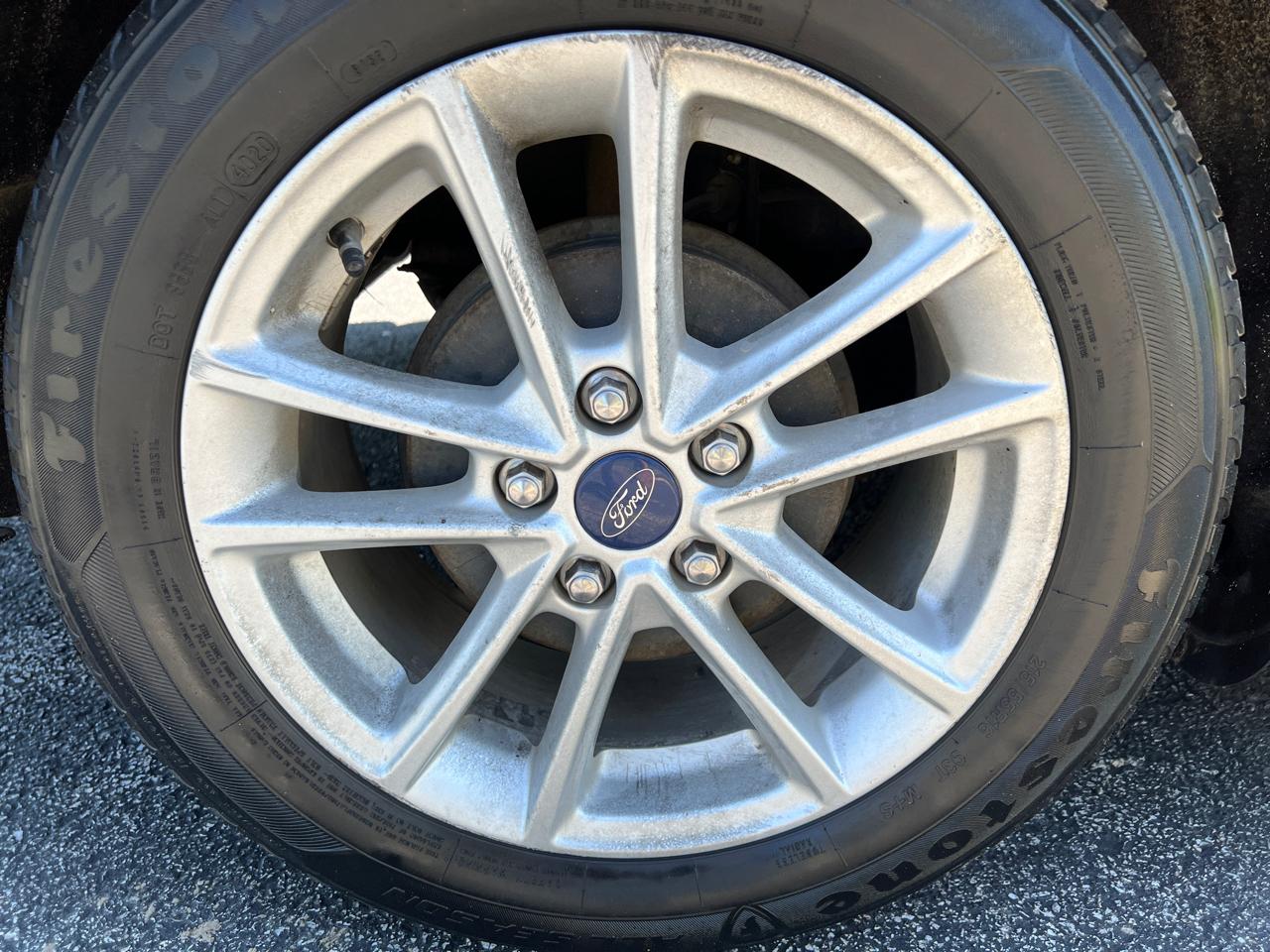 Ford Focus 4dr Sdn SE 2015