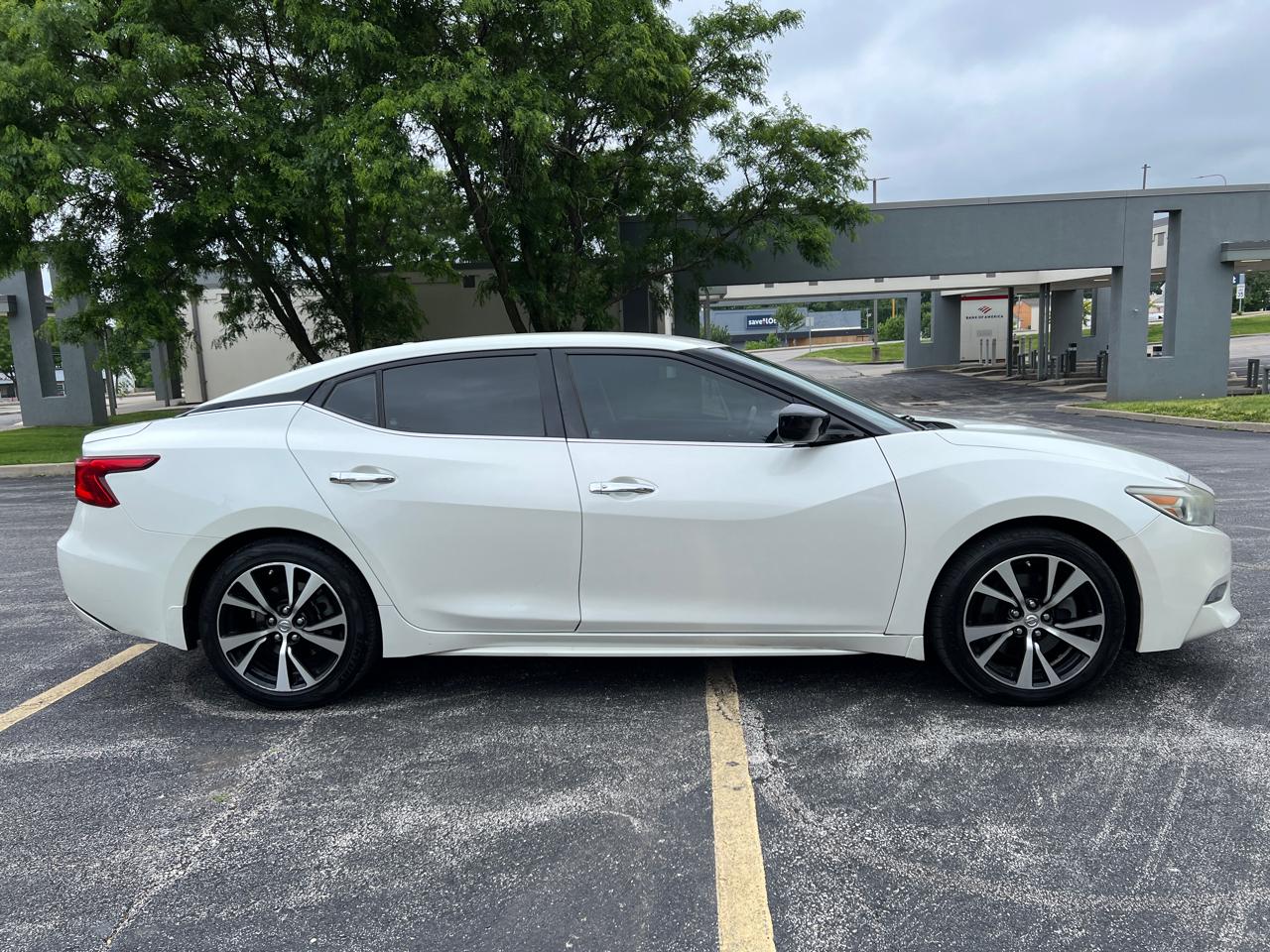 Nissan Maxima S 3.5L 2018