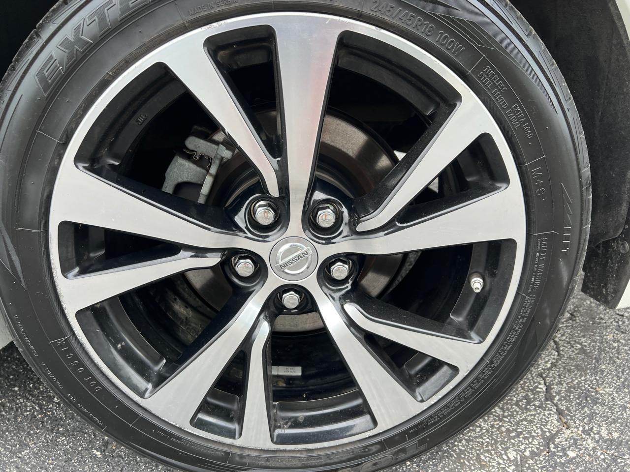 Nissan Maxima S 3.5L 2018