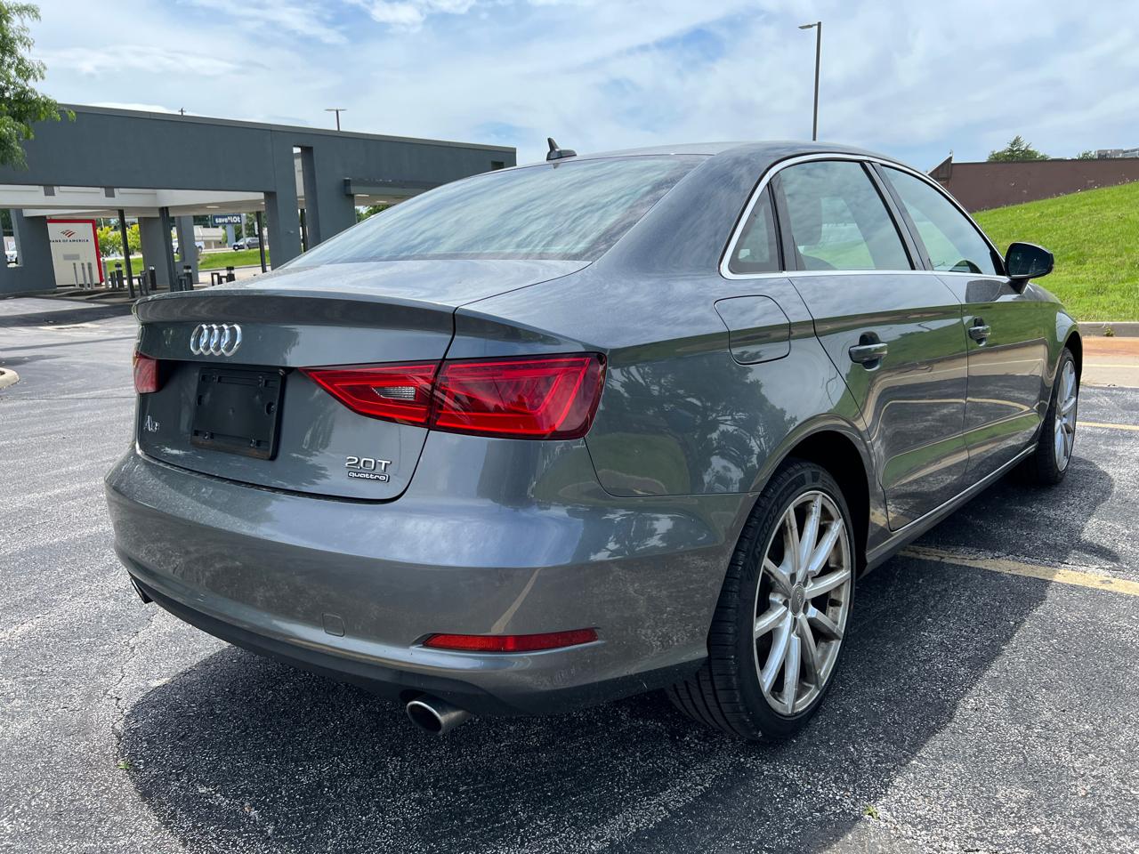 Audi A3 4dr Sdn quattro 2.0T Premium Plus 2015