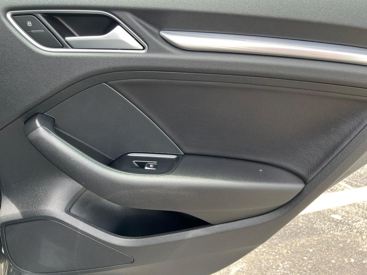 Audi A3 4dr Sdn quattro 2.0T Premium Plus 2015