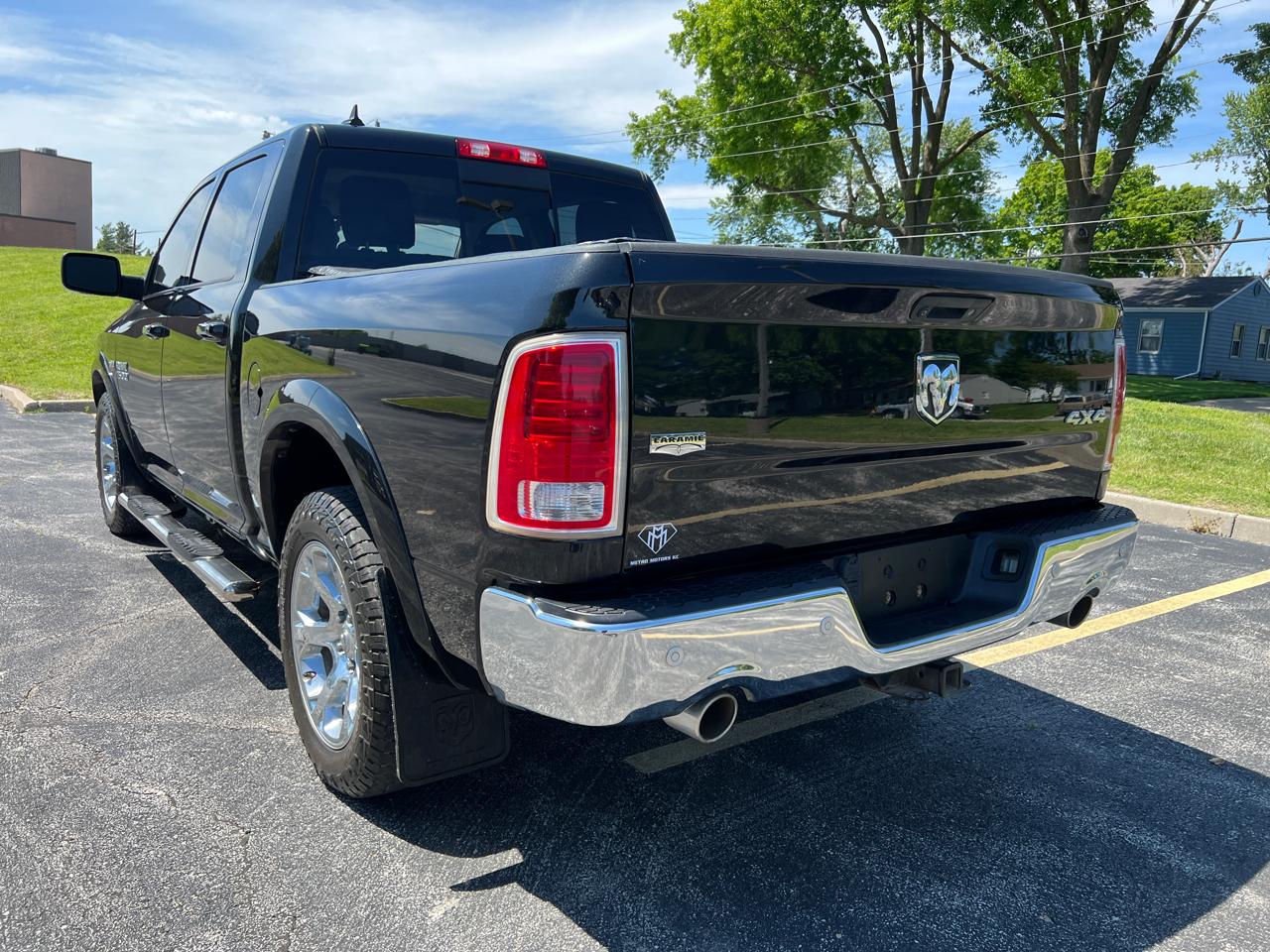 RAM 1500 Laramie 4x4 Crew Cab 5'7" Box 2018