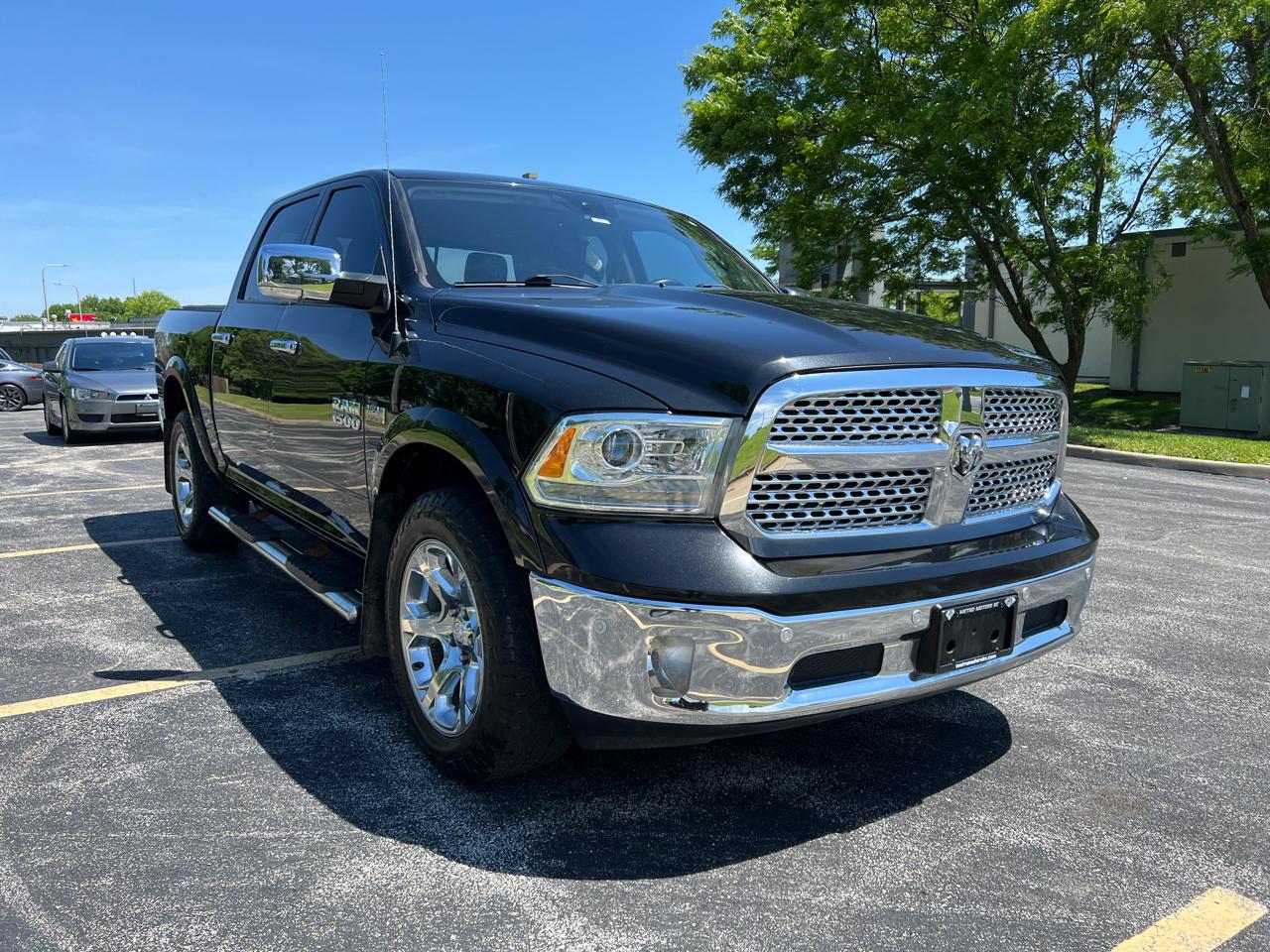 RAM 1500 Laramie 4x4 Crew Cab 5'7" Box 2018