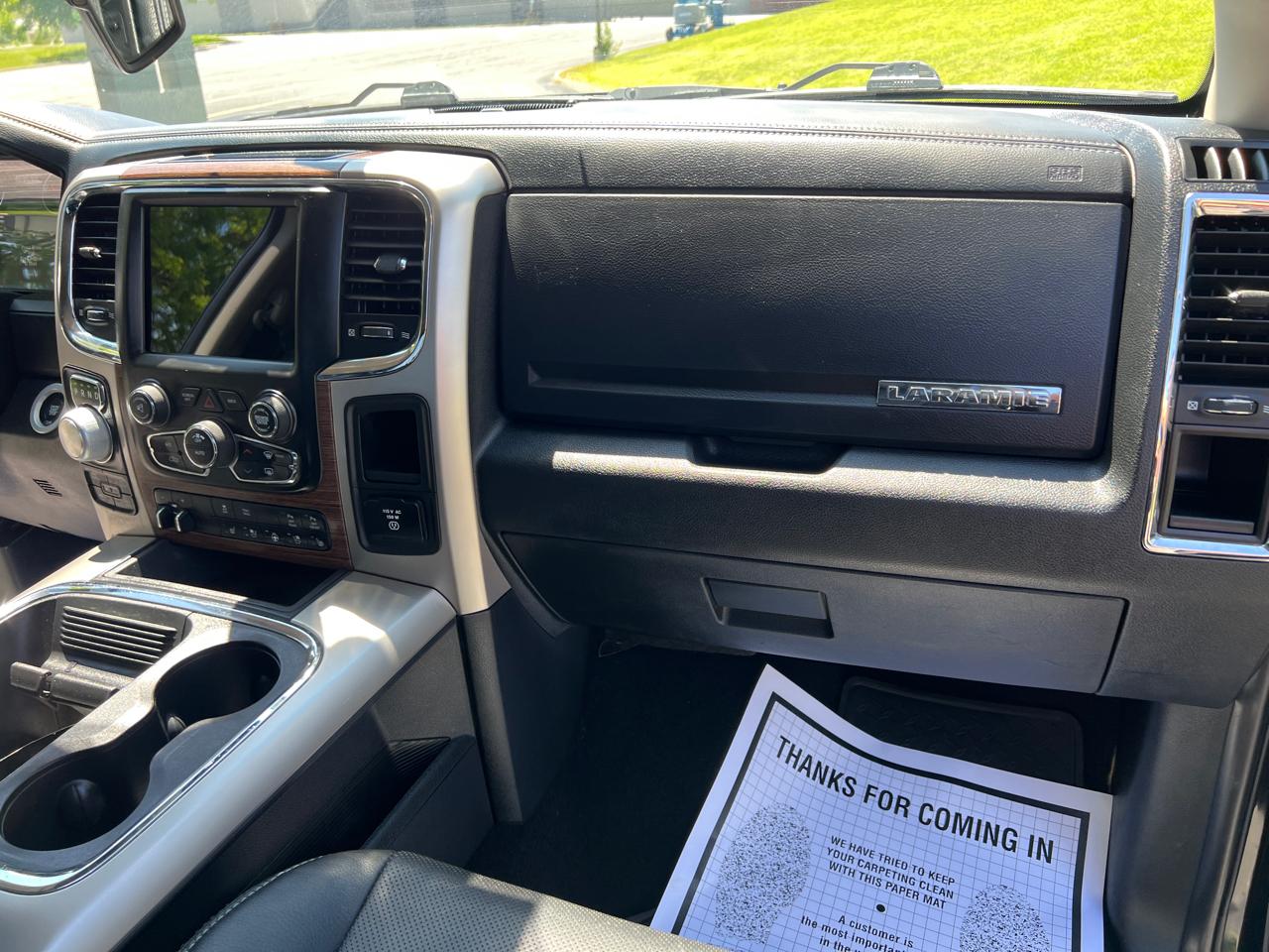 RAM 1500 Laramie 4x4 Crew Cab 5'7" Box 2018
