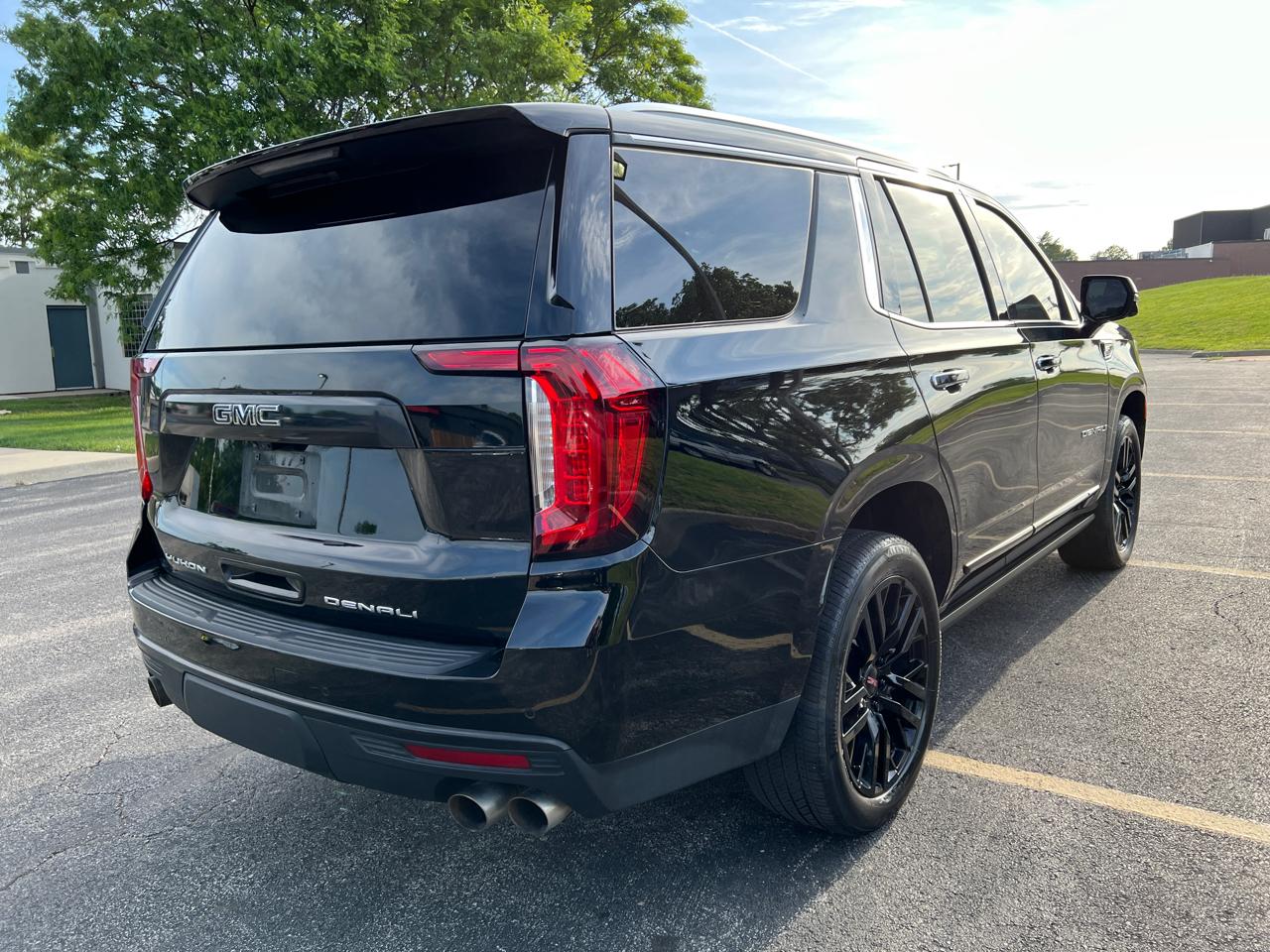 GMC Yukon 4WD 4dr Denali 2022