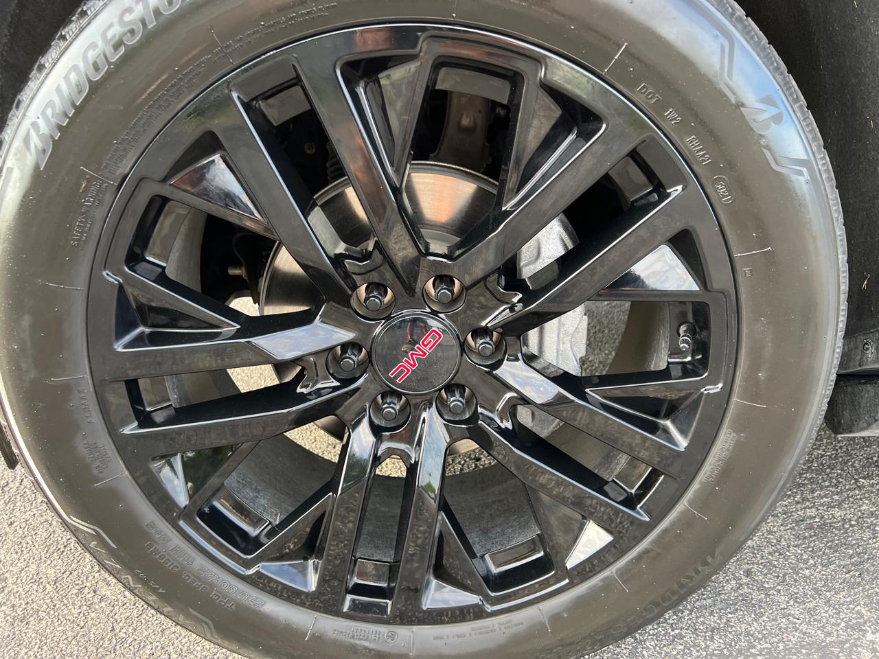 GMC Yukon 4WD 4dr Denali 2022