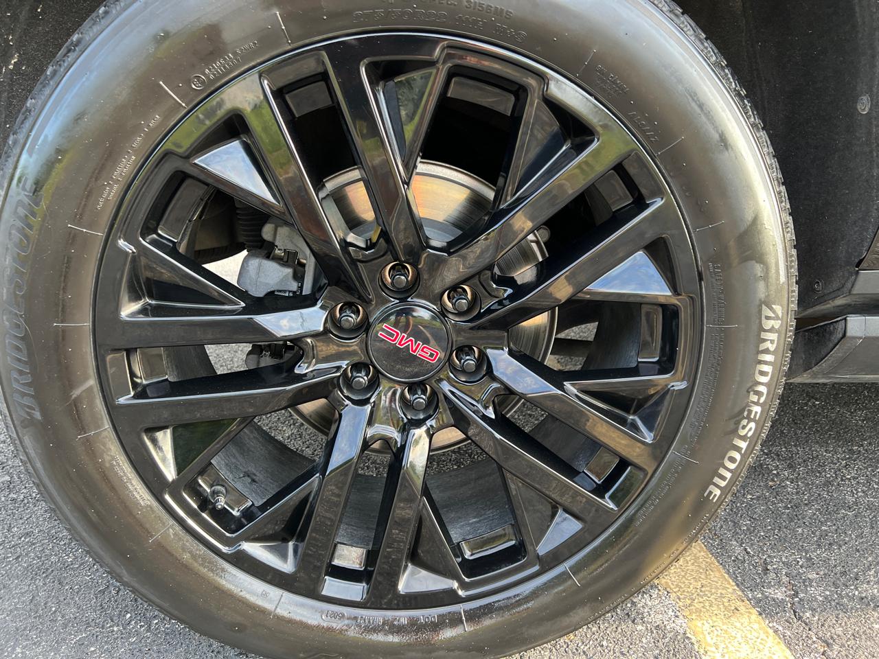 GMC Yukon 4WD 4dr Denali 2022