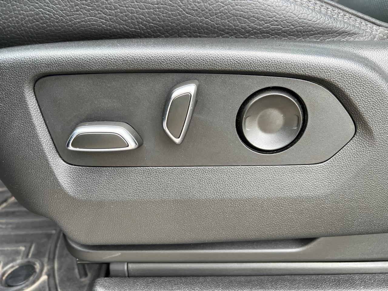GMC Yukon 4WD 4dr Denali 2022