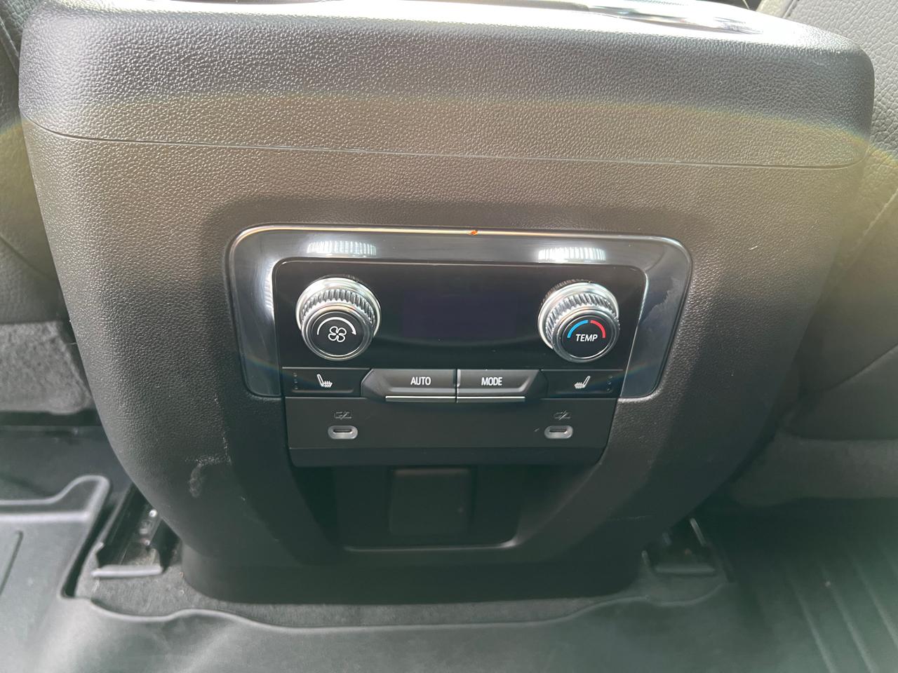 GMC Yukon 4WD 4dr Denali 2022
