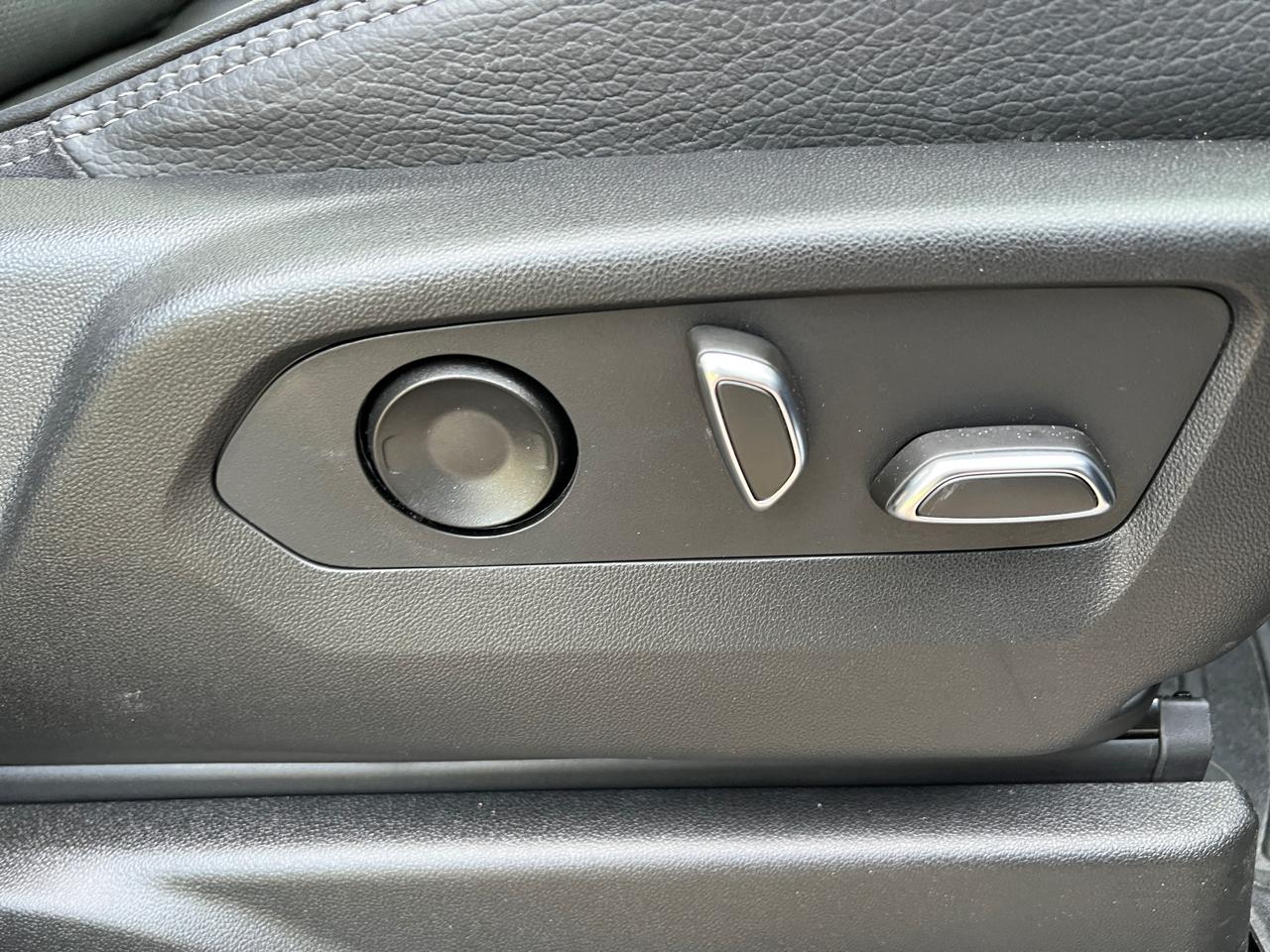 GMC Yukon 4WD 4dr Denali 2022