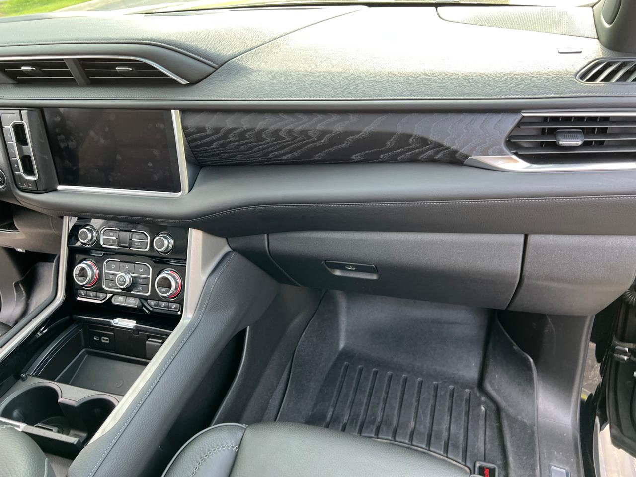 GMC Yukon 4WD 4dr Denali 2022
