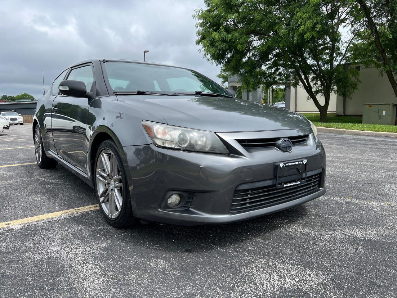 Scion tC 2dr HB Auto (Natl) 2011