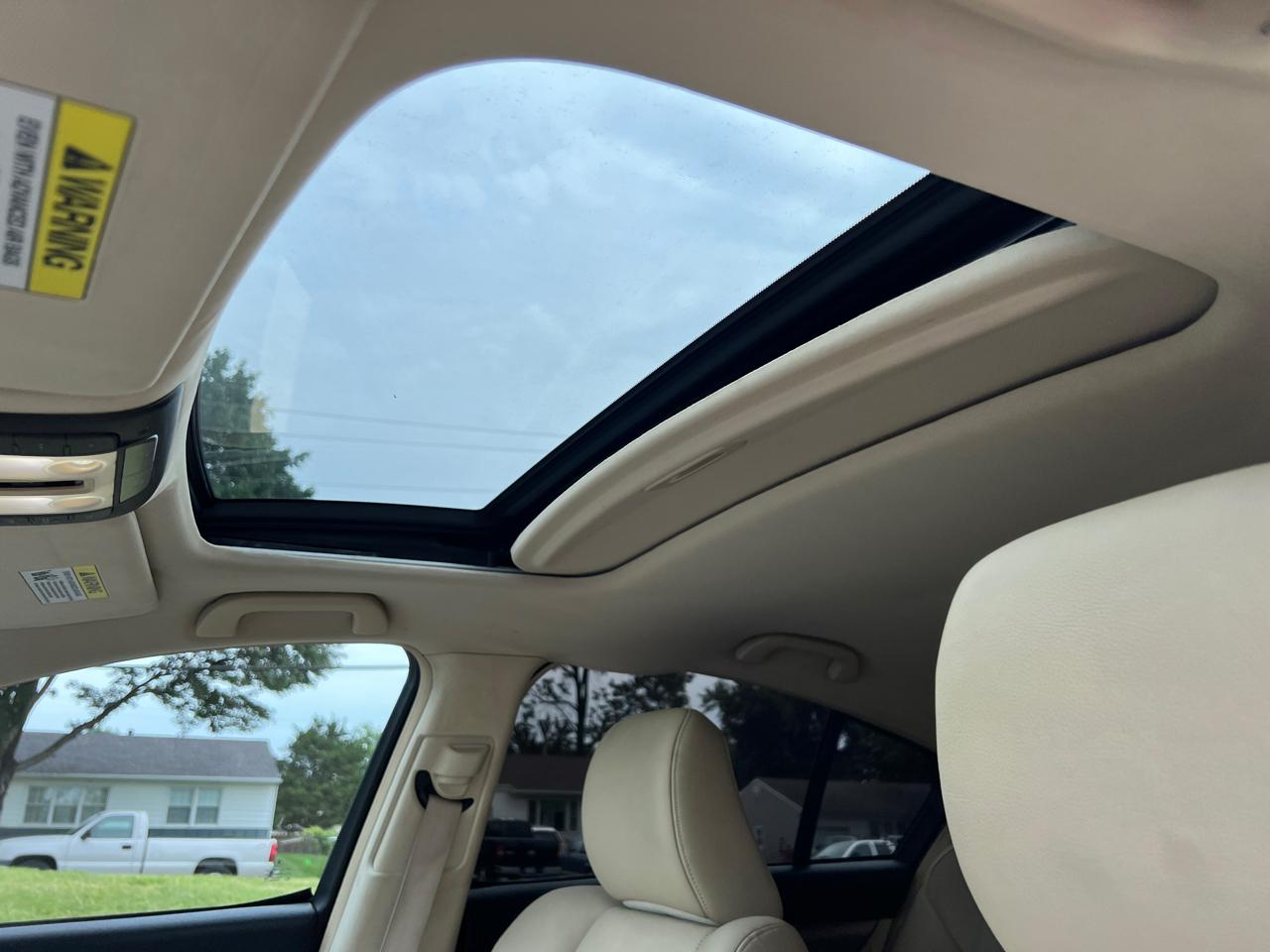 Acura TL 4dr Sdn Auto 2WD 2013