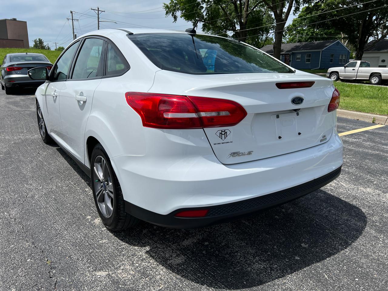 Ford Focus SE Sedan 2017