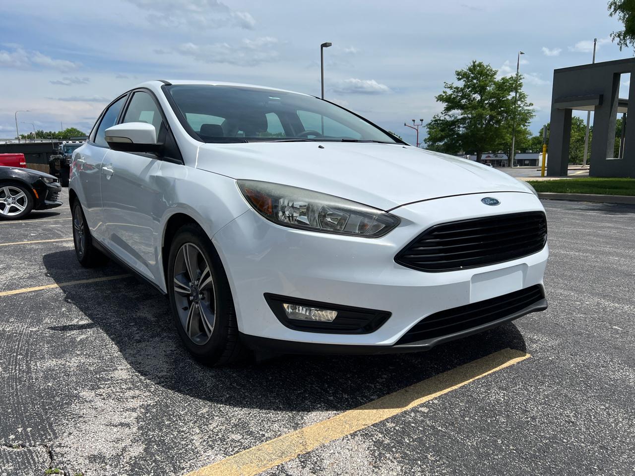 Ford Focus SE Sedan 2017