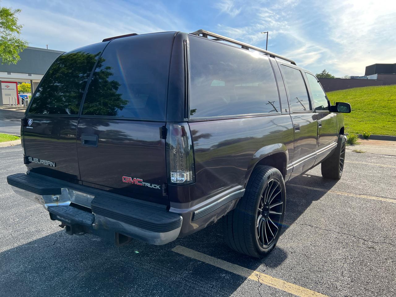 GMC Suburban 1500 4WD 1997