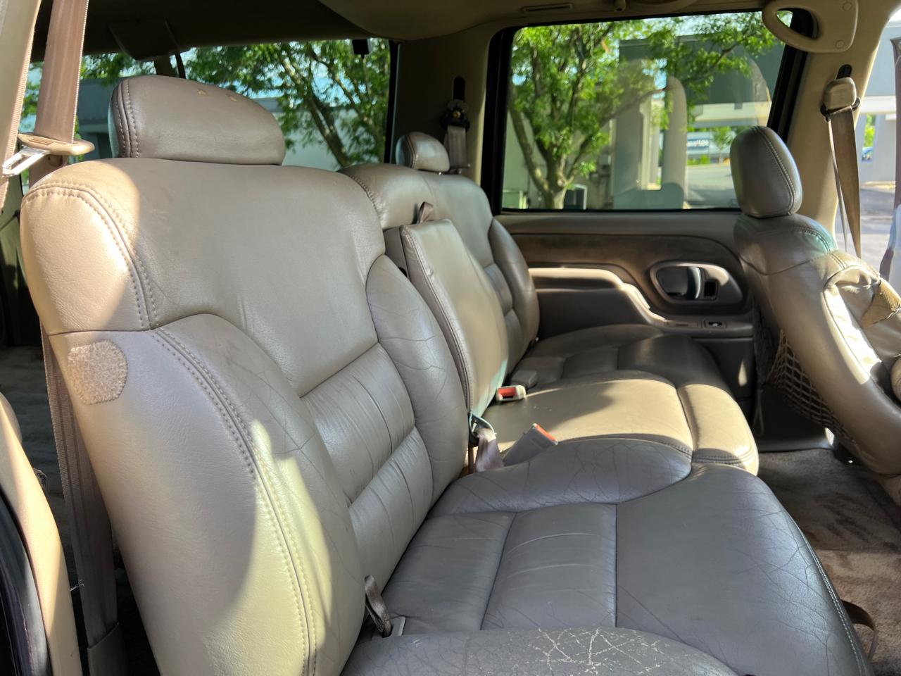 GMC Suburban 1500 4WD 1997