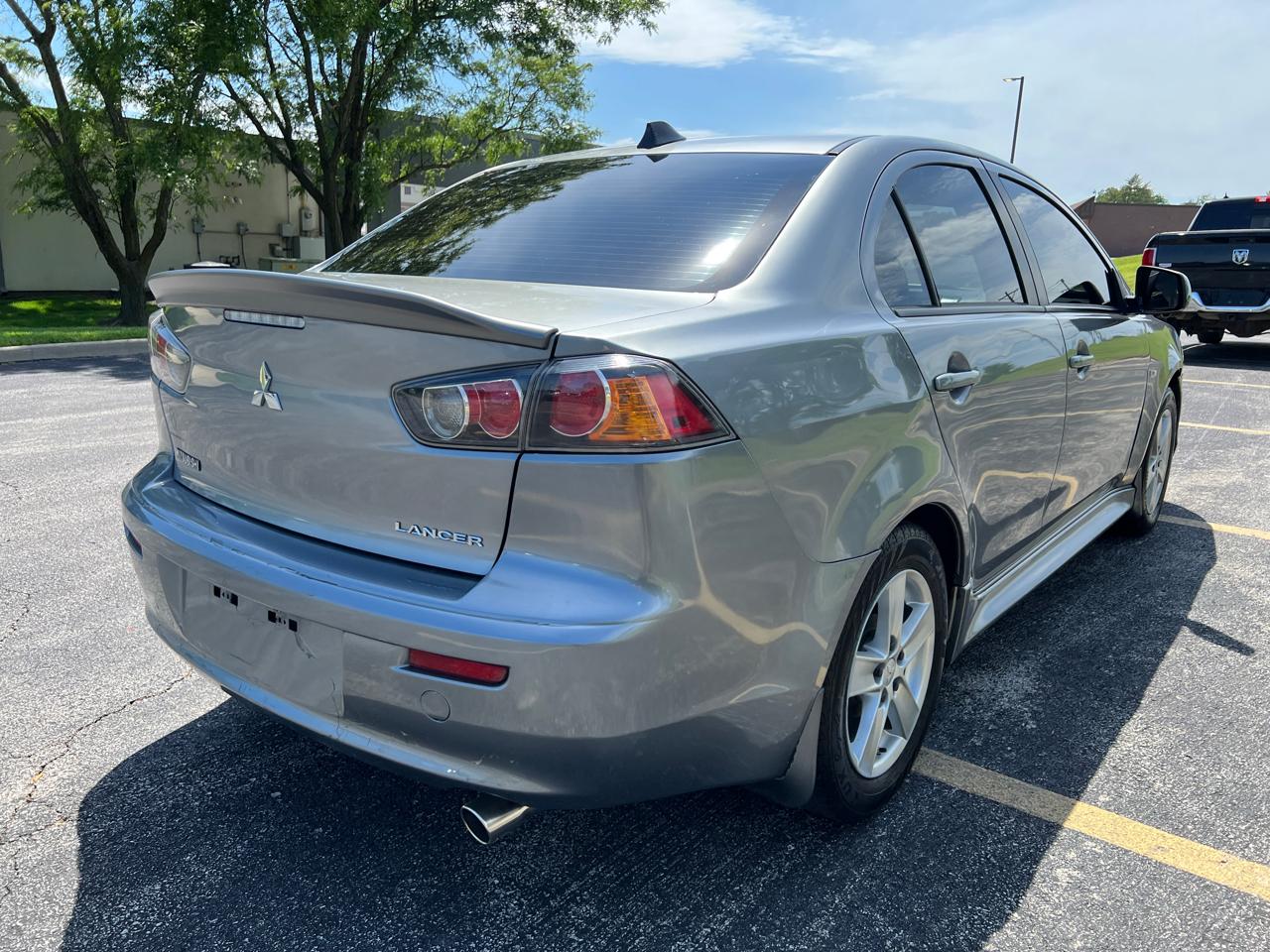 Mitsubishi Lancer 4dr Sdn Man ES FWD 2013