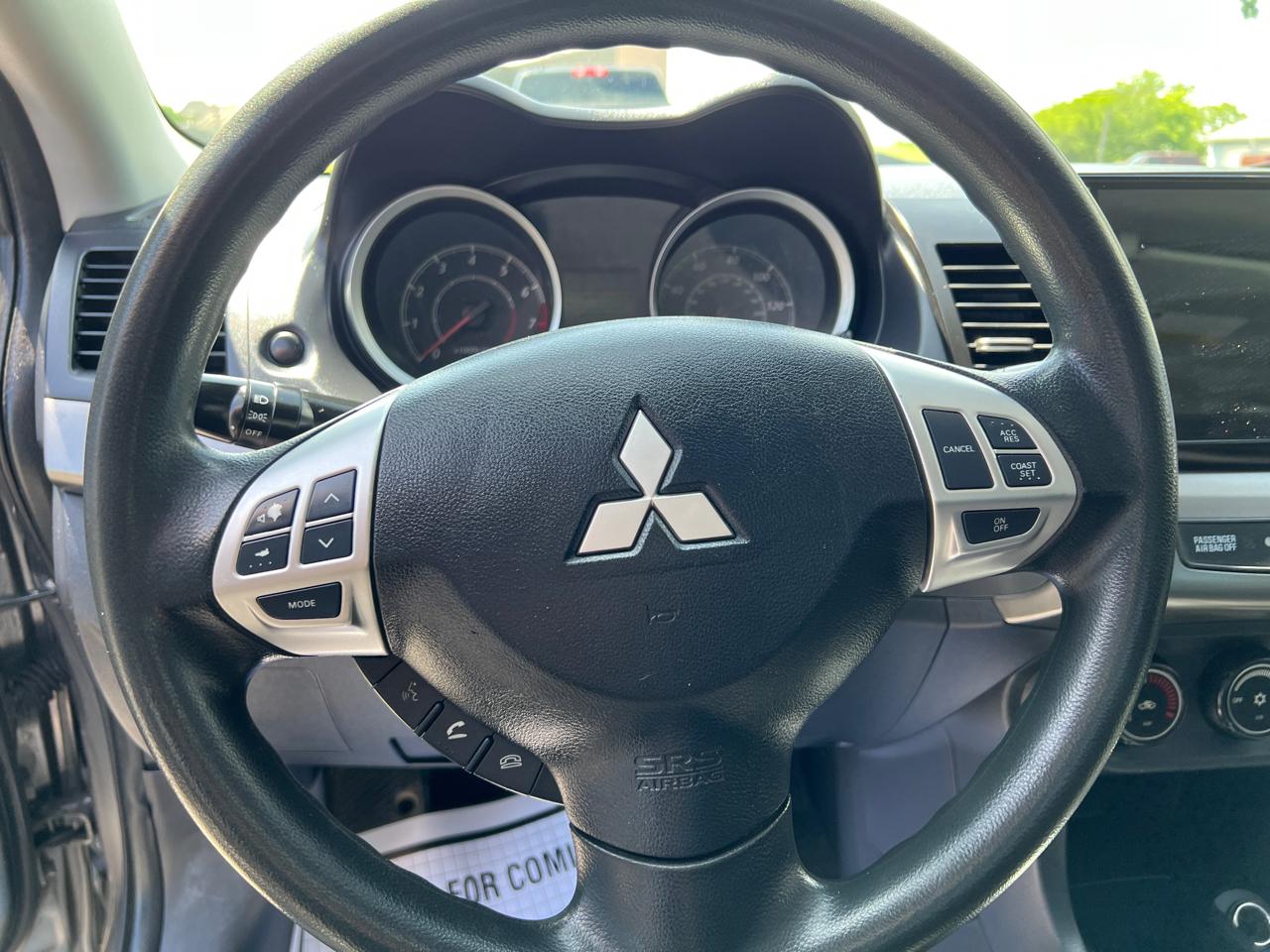 Mitsubishi Lancer 4dr Sdn Man ES FWD 2013