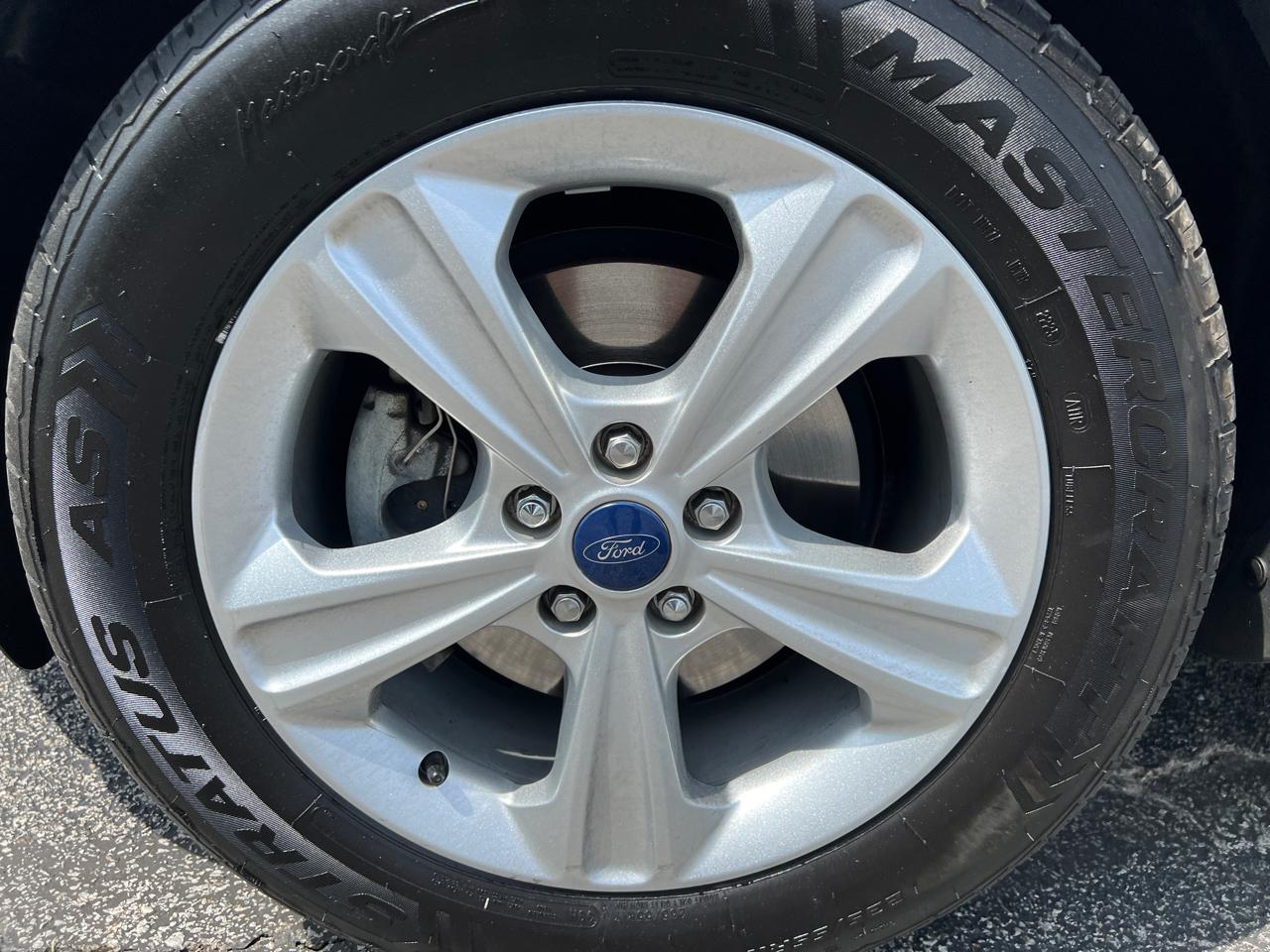 Ford Escape FWD 4dr SE 2014