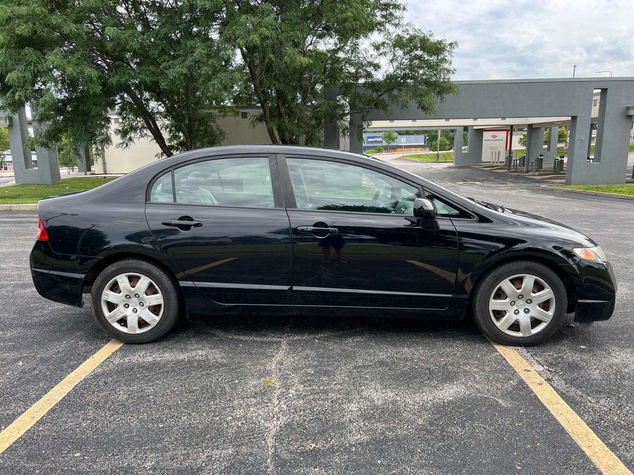 Honda Civic Sdn 4dr Auto LX 2010