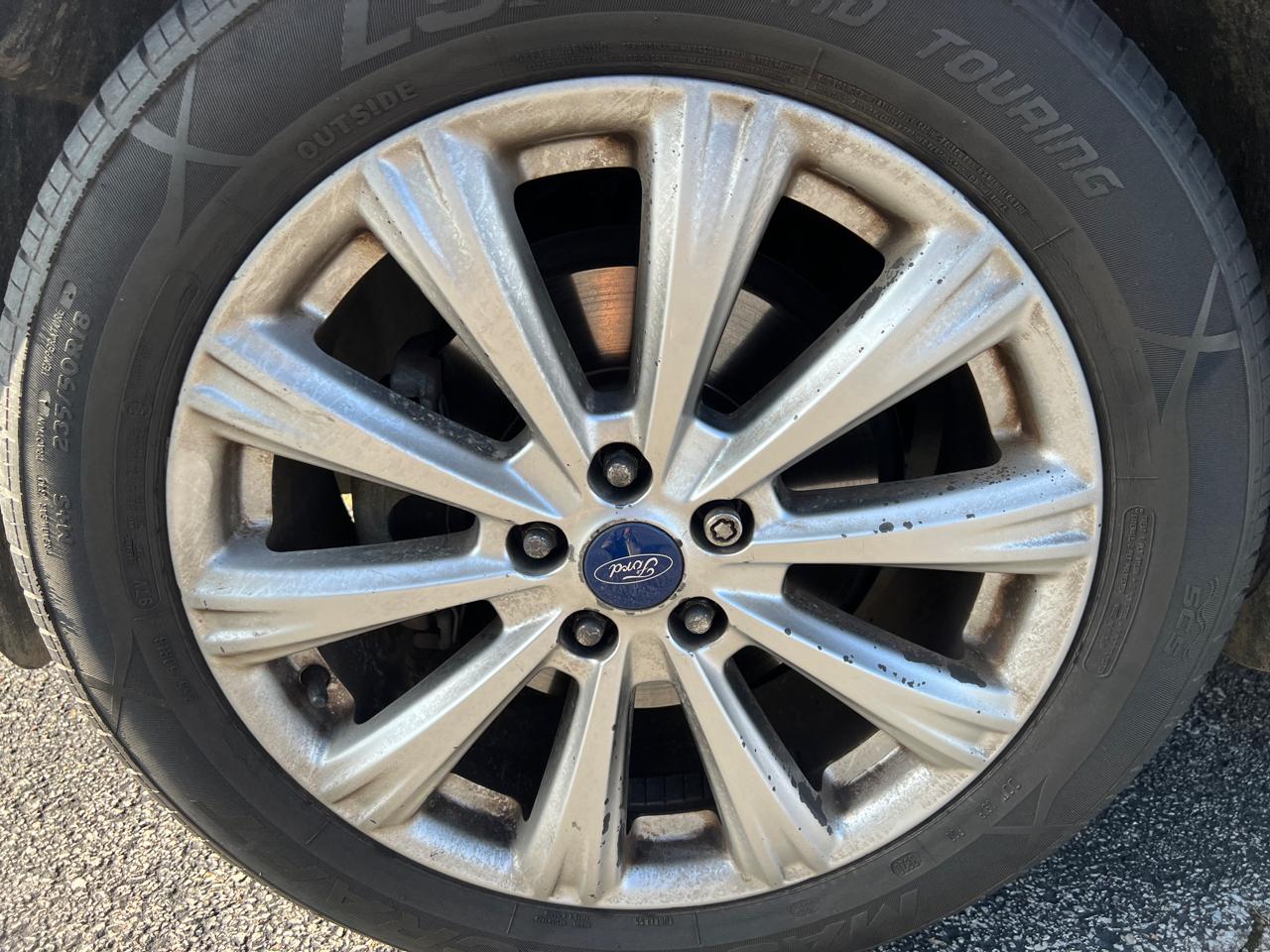Ford Escape Titanium FWD 2017