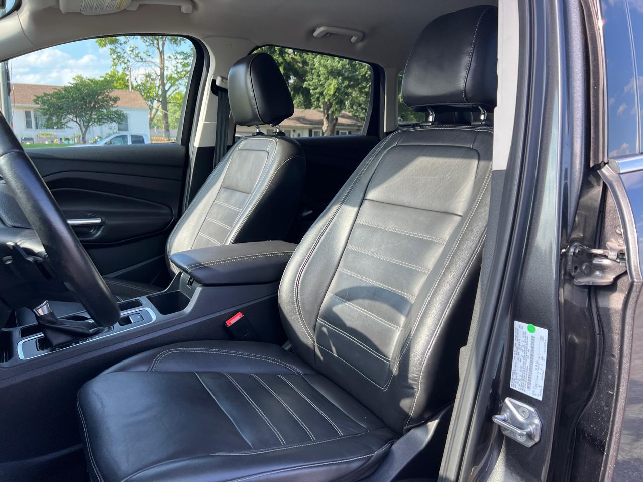 Ford Escape Titanium FWD 2017