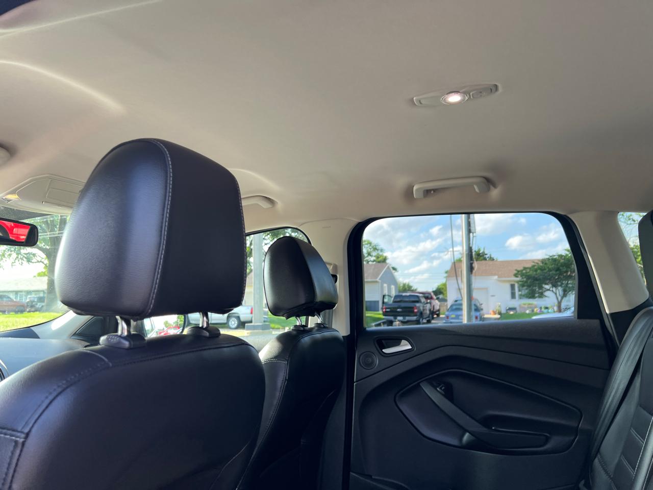 Ford Escape Titanium FWD 2017