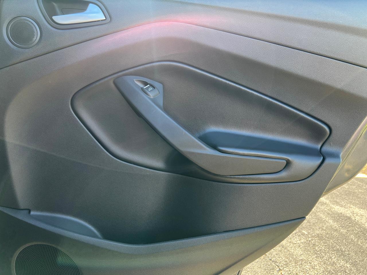 Ford Escape Titanium FWD 2017