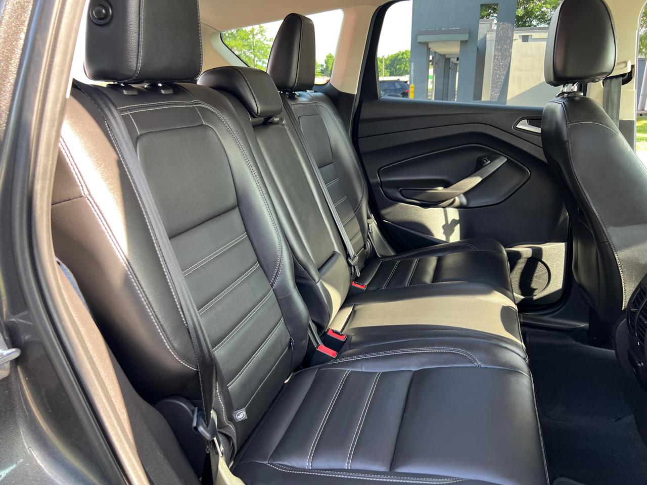 Ford Escape Titanium FWD 2017