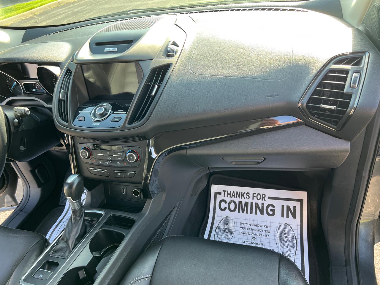 Ford Escape Titanium FWD 2017